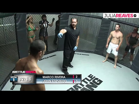 ❤️ Ultimate Fighter fucks wata lamba yarinya dama bayan fada a cikin zobe ️ Batsa na Rasha ❌❤