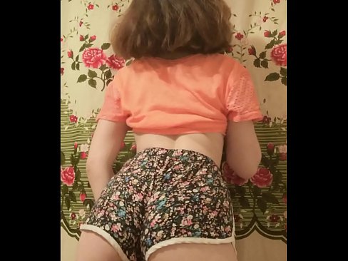 ❤️ Sexy matashin jariri yana cire guntun wando a kyamara ️ Batsa na Rasha ❌❤